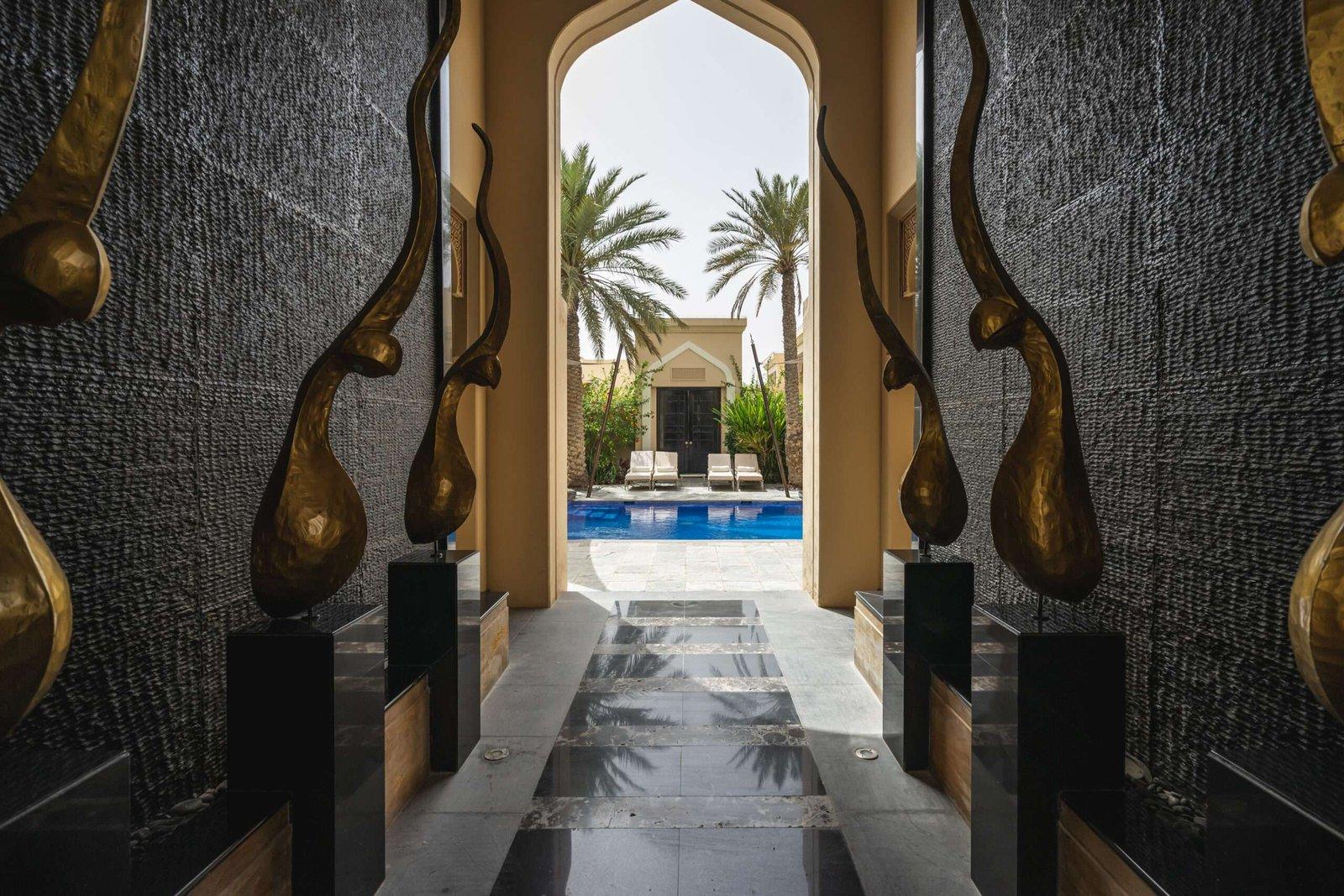 Al Areen Palace & Spa — The entrance