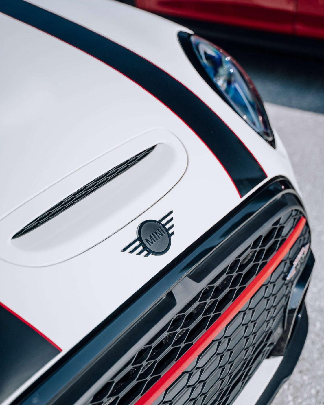 Mini Cooper — Bonnet stripe